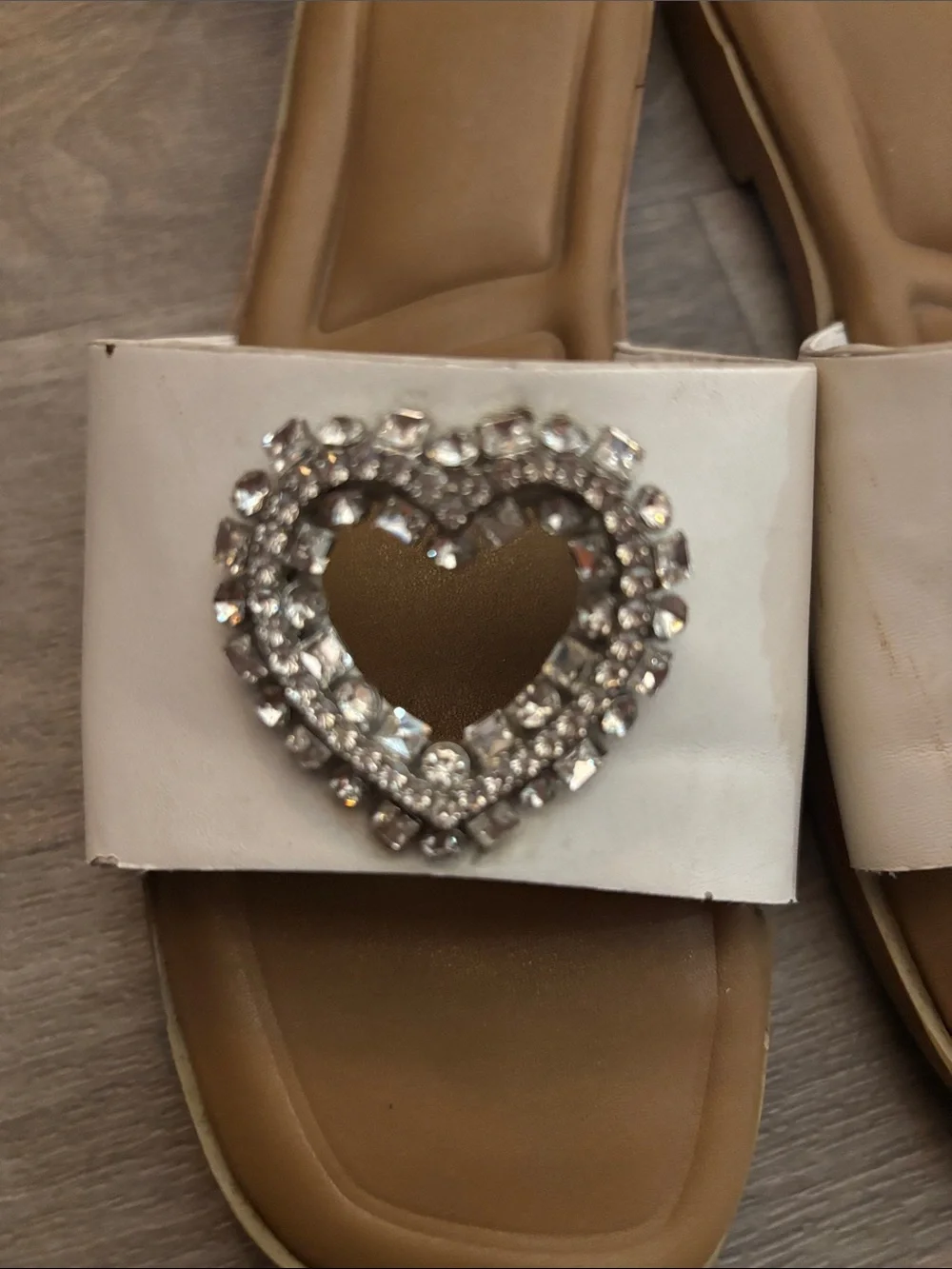 Kid’s Cream Slide Sandals with Heart Crystal Accent